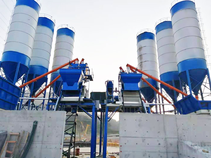 雙機(jī)站 混凝土攪拌站雙機(jī)站用戶案例現(xiàn)場 一次投資 效率翻倍